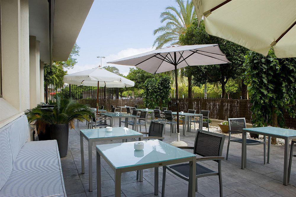 Nh Avenida Jerez Otel Jerez de la Frontera Restoran fotoğraf