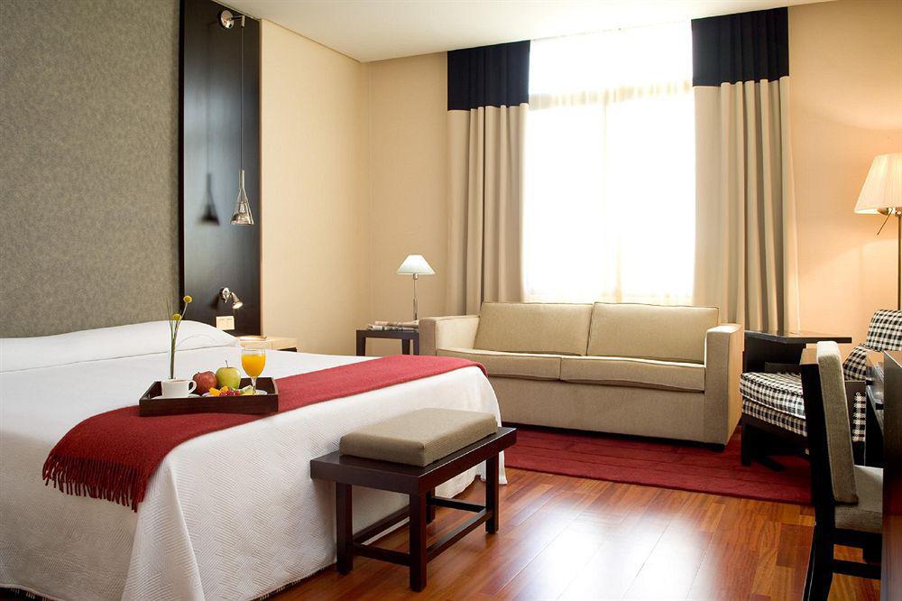 Nh Avenida Jerez Otel Jerez de la Frontera Oda fotoğraf
